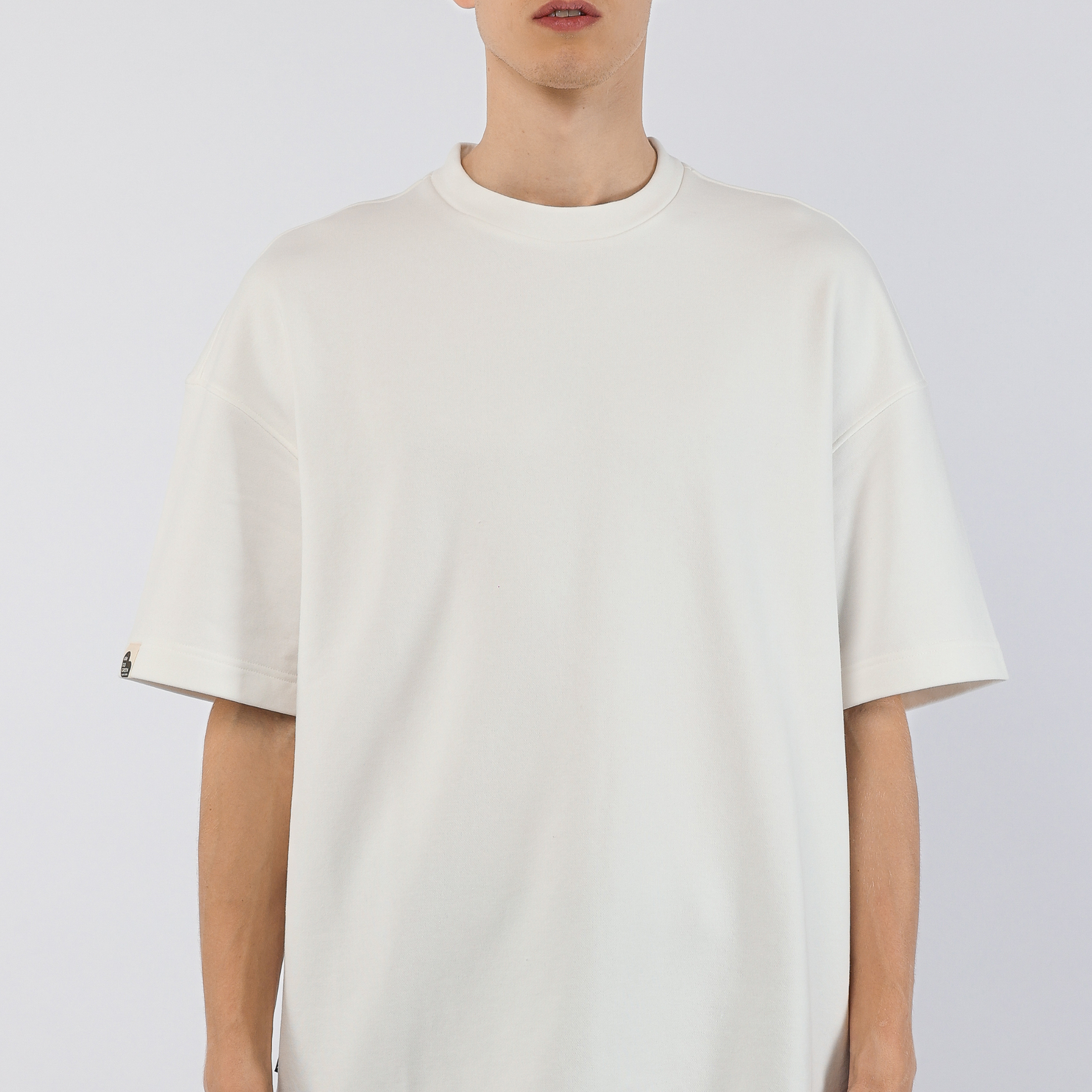 Short-sleeved unisex sweater