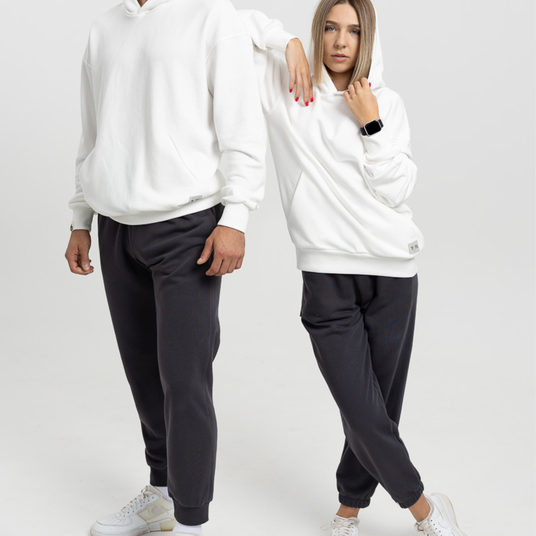 Organinės medvilnės džemperis su gobtuvu unisex