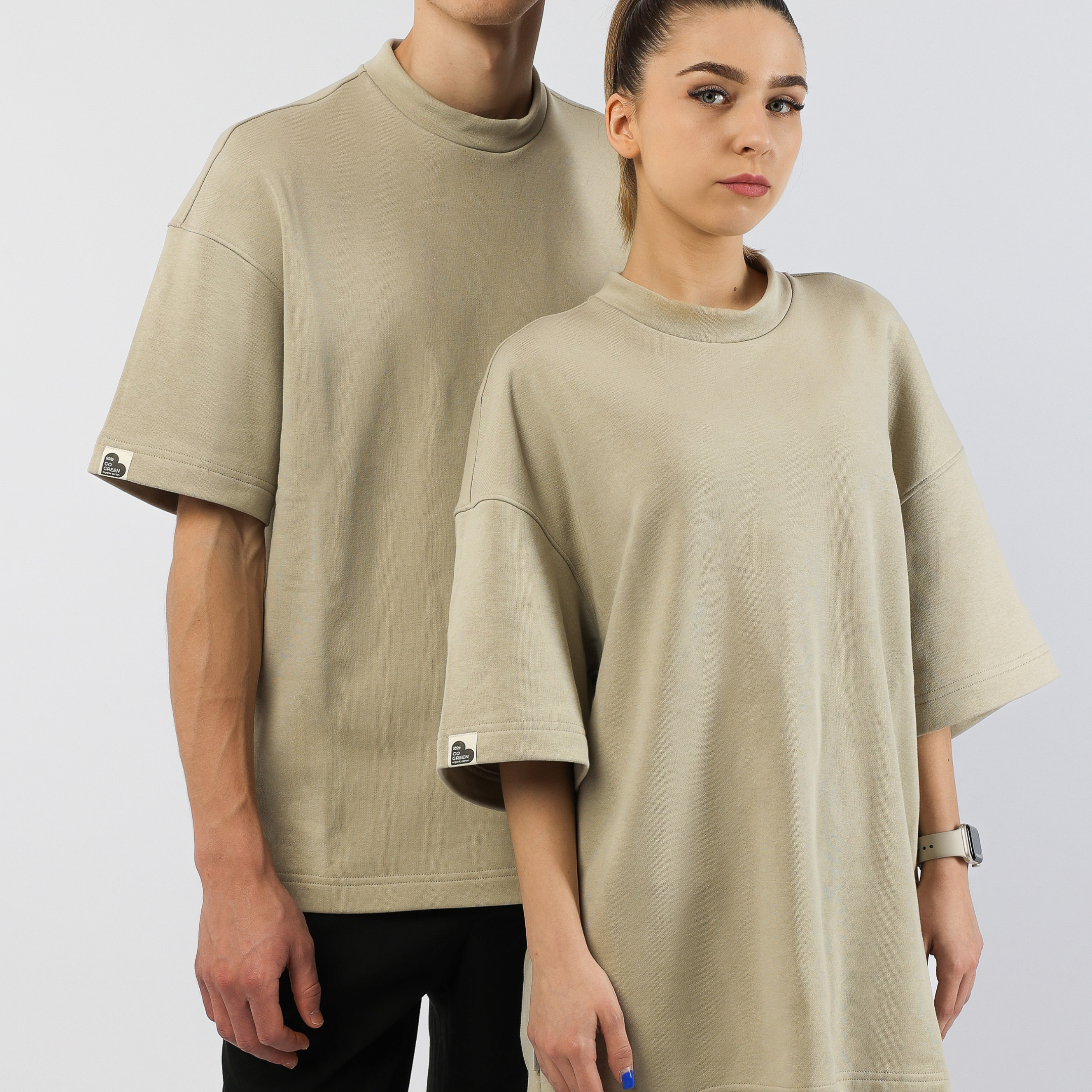 Short-sleeved unisex sweater
